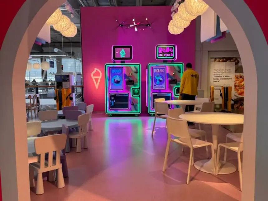 Sweet Robo machine at a cafés & food courts venue